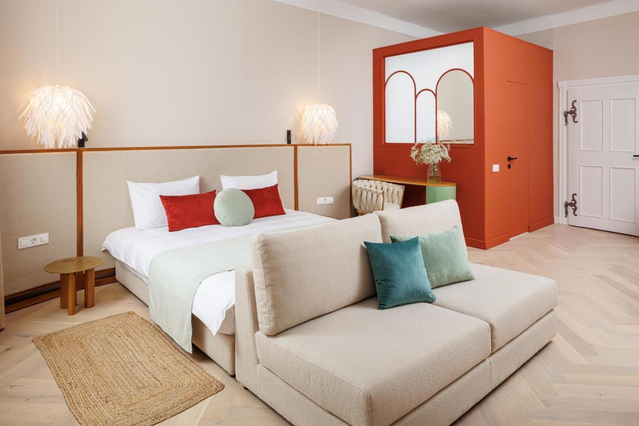 Aries' Collection Luxury Suites บราชอฟ ภายนอก รูปภาพ