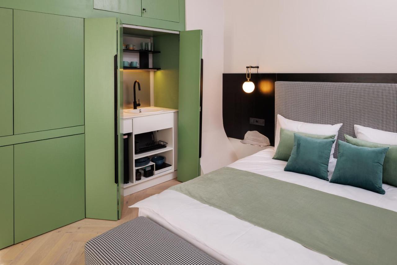 Aries' Collection Luxury Suites บราชอฟ ภายนอก รูปภาพ