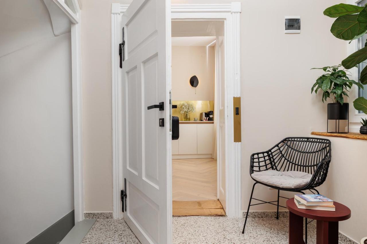 Aries' Collection Luxury Suites บราชอฟ ภายนอก รูปภาพ